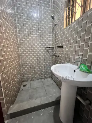 1bdrm Apartment in Aboma for rent
