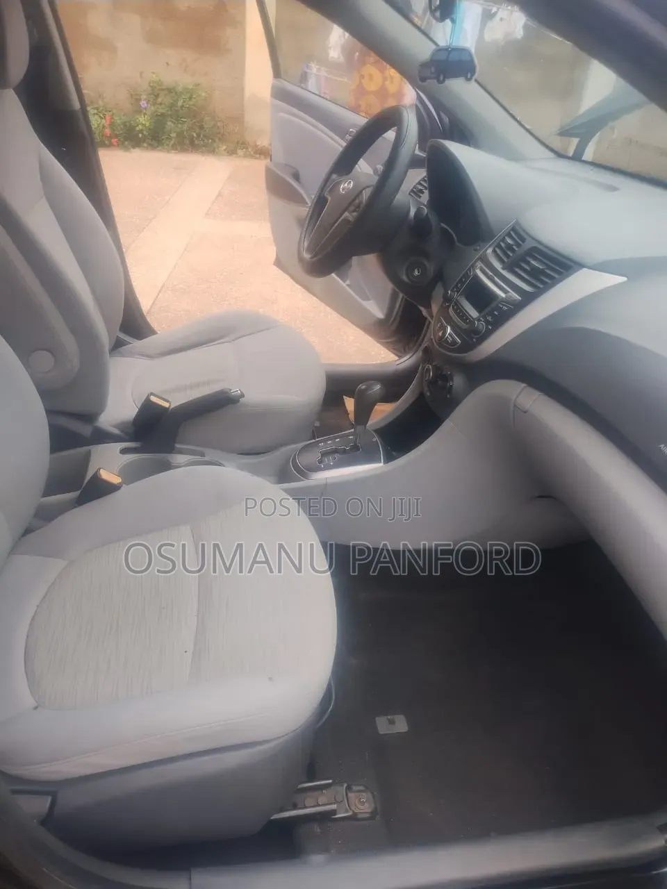 Hyundai Accent 2016 Black