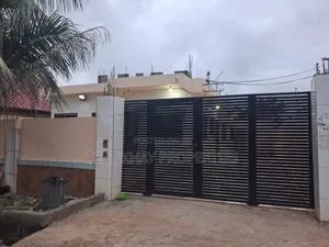 3bdrm House in Spintex, Baatsona Total for rent