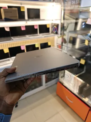 Laptop HP ZBook Studio G5 16GB Intel Core i7 SSD 512GB