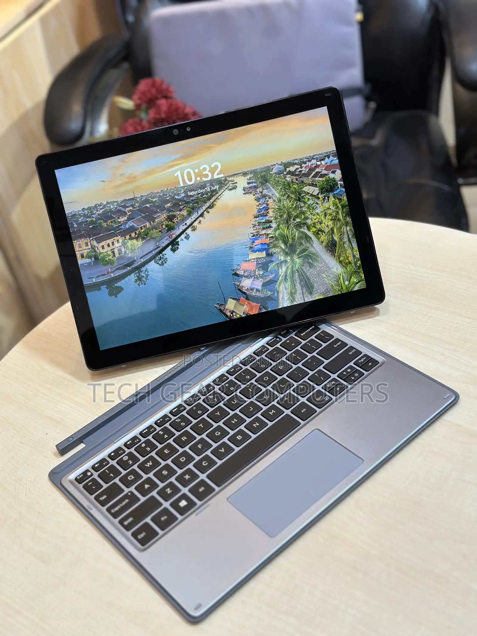 Laptop Dell Latitude 7210 2-in-1 16GB Intel Core i7 SSD 256GB