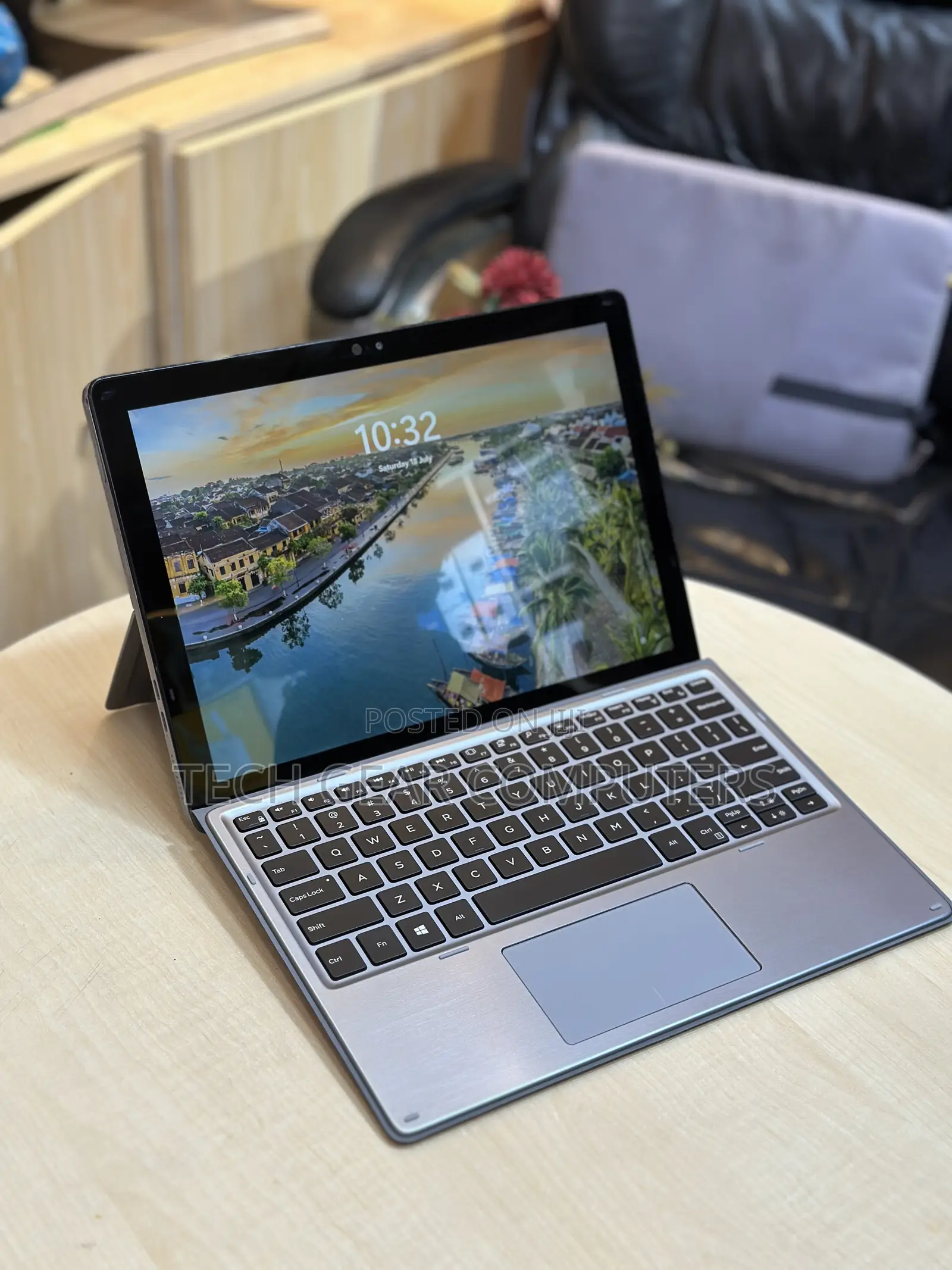 Laptop Dell Latitude 7210 2-in-1 16GB Intel Core i7 SSD 256GB