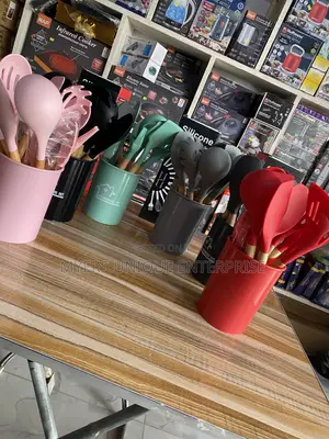 Modern 12pcs Silicone Ladles Set With Stand