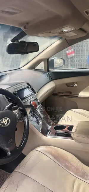 Toyota Venza LE 2015 Brown