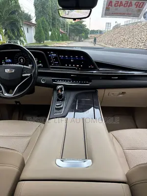 Cadillac Escalade 2022 Black