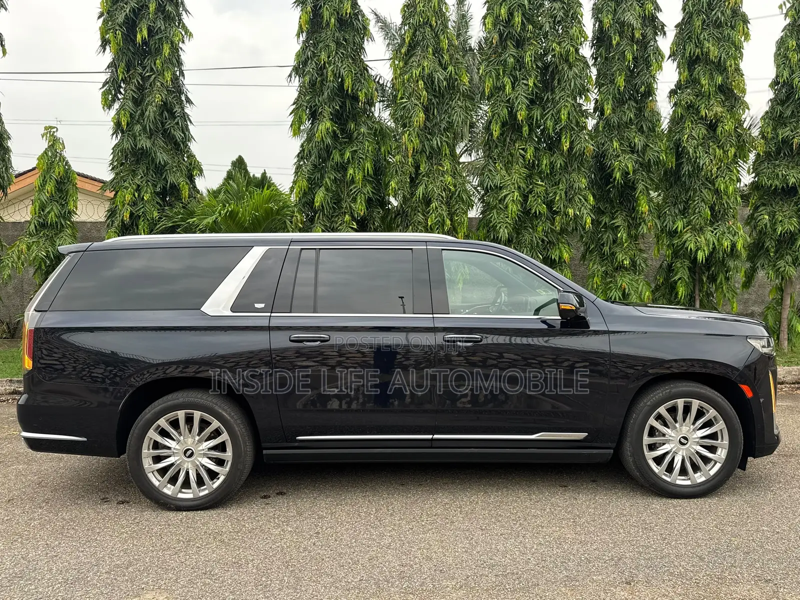Cadillac Escalade 2022 Black
