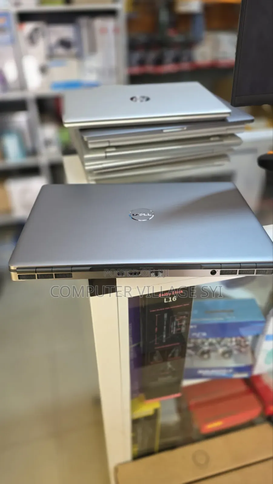 New Laptop Dell Precision 7560 32GB Intel Core i7 SSD 512GB