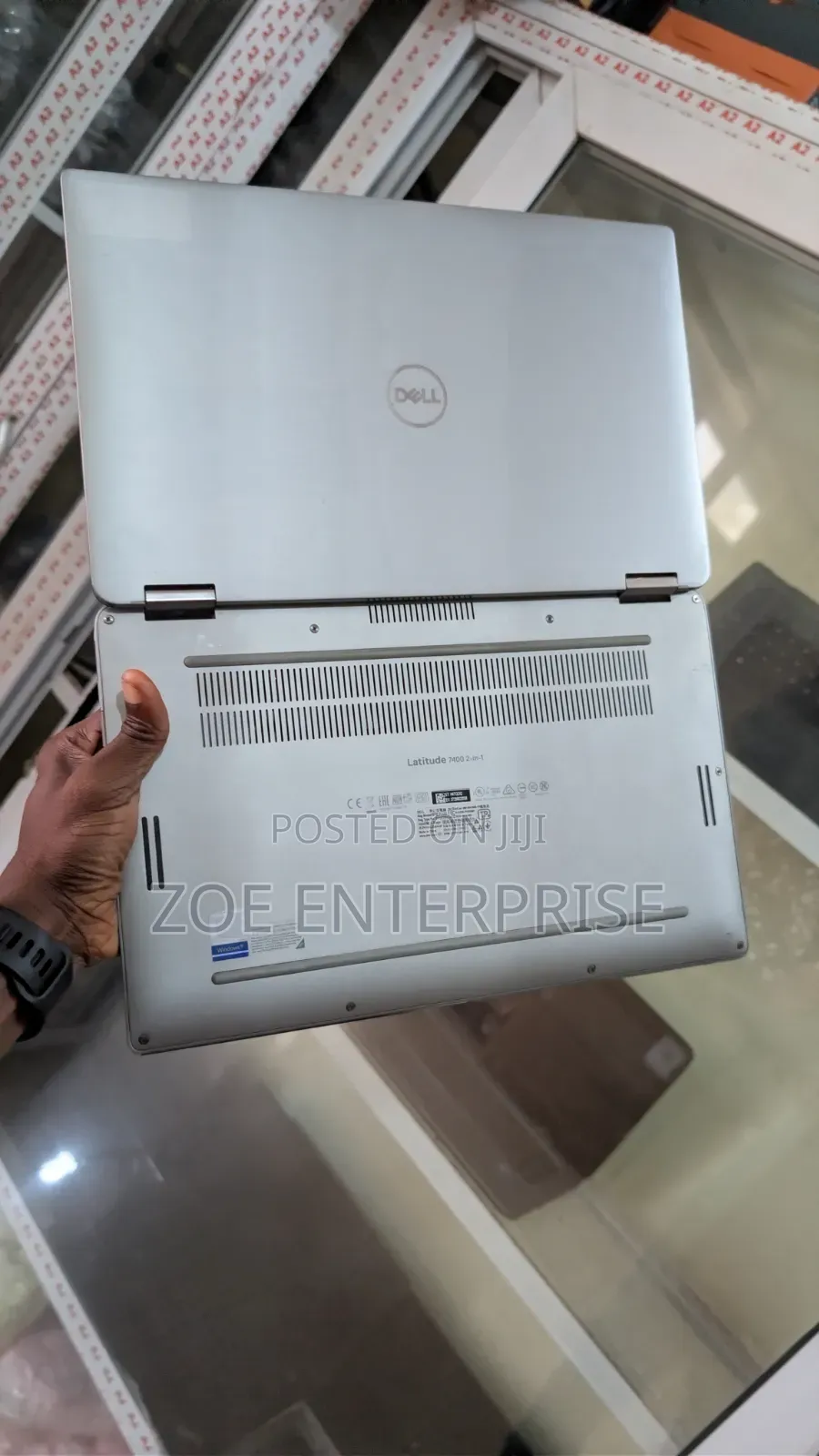 Laptop Dell Latitude 3310 2-in-1 8GB Intel Core i5 SSD 256GB