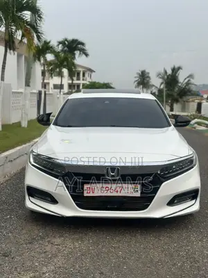 Honda Accord Touring 2.0T 2020 White