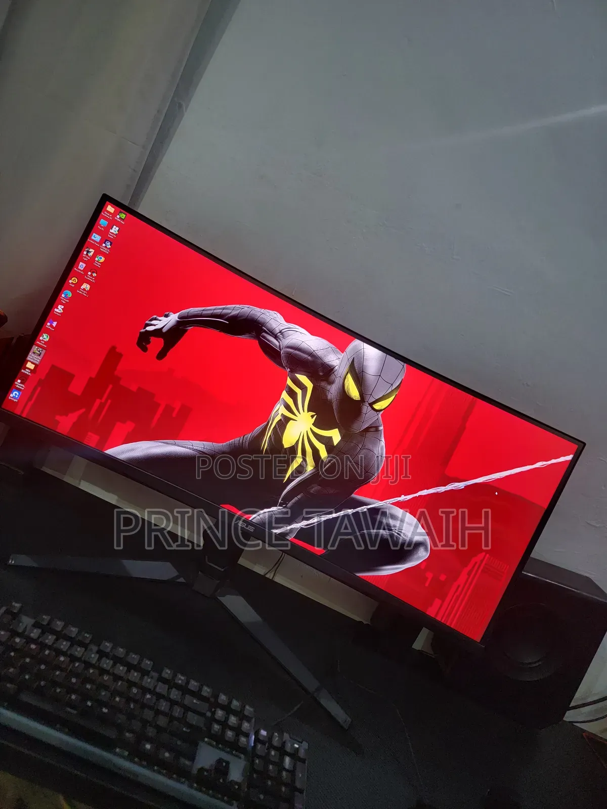 ASUS Tuff 34inchs 1440p 180hz