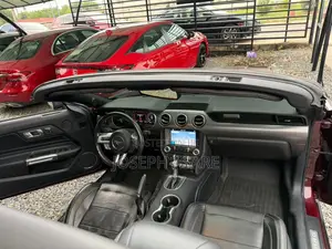 Ford Mustang 2024