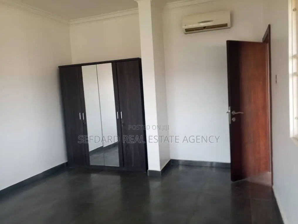 3bdrm Duplex in Sefdard Properties, Pokuase for rent