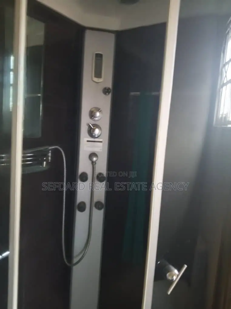 3bdrm Duplex in Sefdard Properties, Pokuase for rent