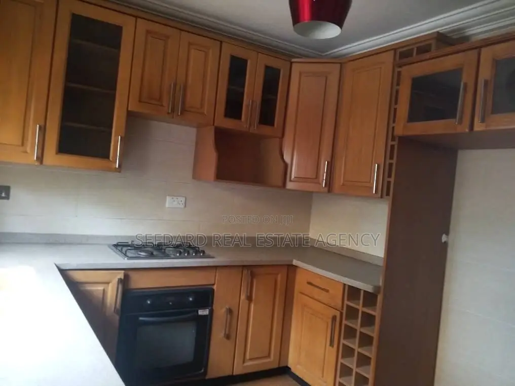 3bdrm Duplex in Sefdard Properties, Pokuase for rent