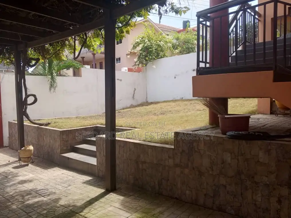 3bdrm Duplex in Sefdard Properties, Pokuase for rent