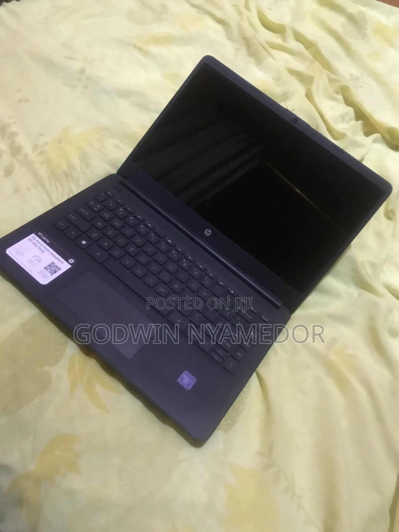 Laptop HP 14-dq1088wm 8GB Intel Core i5 HDD+SSD 500GB