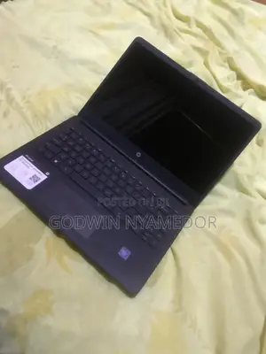 Laptop HP 14-dq1088wm 8GB Intel Core i5 HDD+SSD 500GB
