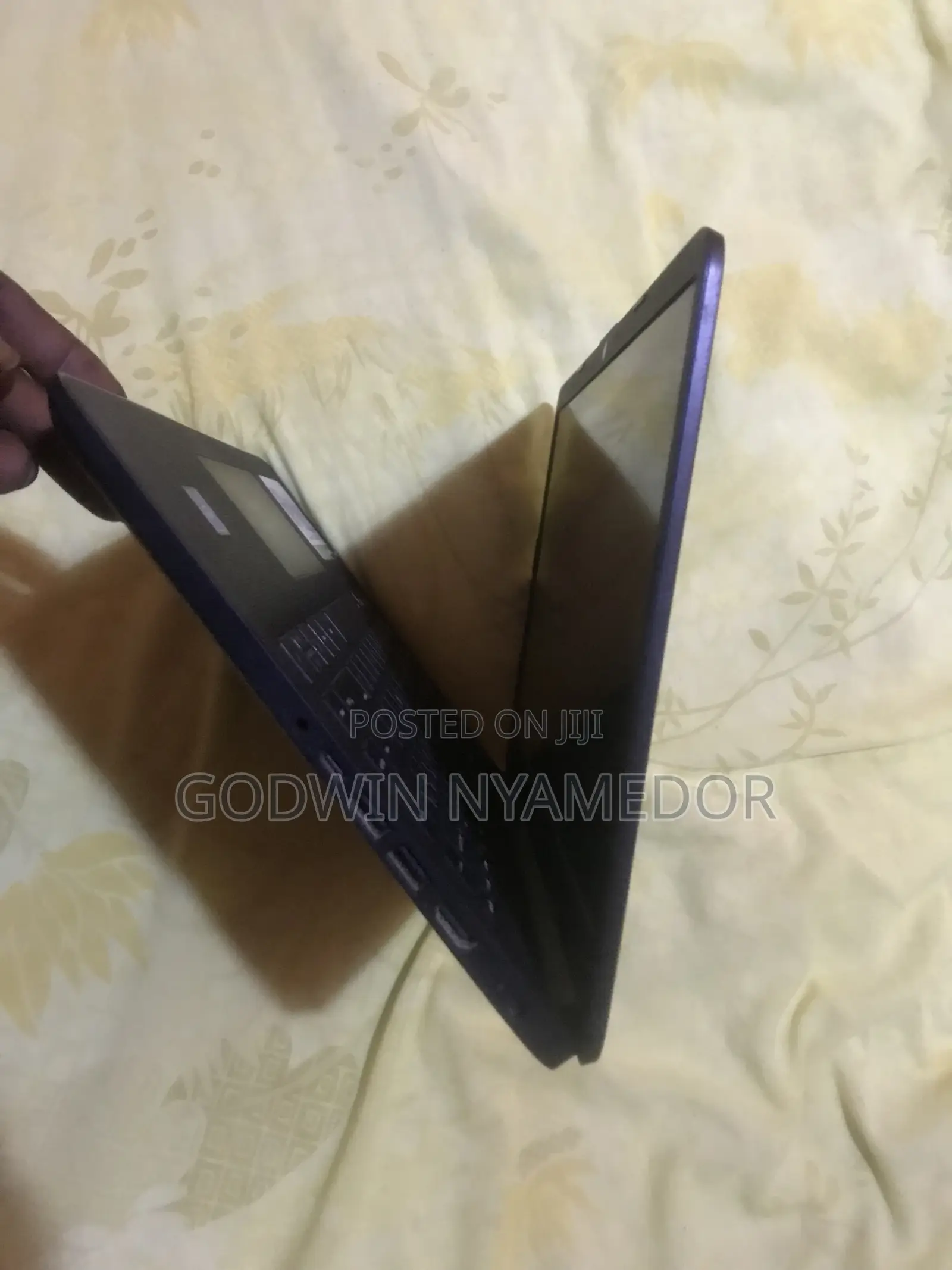 Laptop HP 14-dq1088wm 8GB Intel Core i5 HDD+SSD 500GB