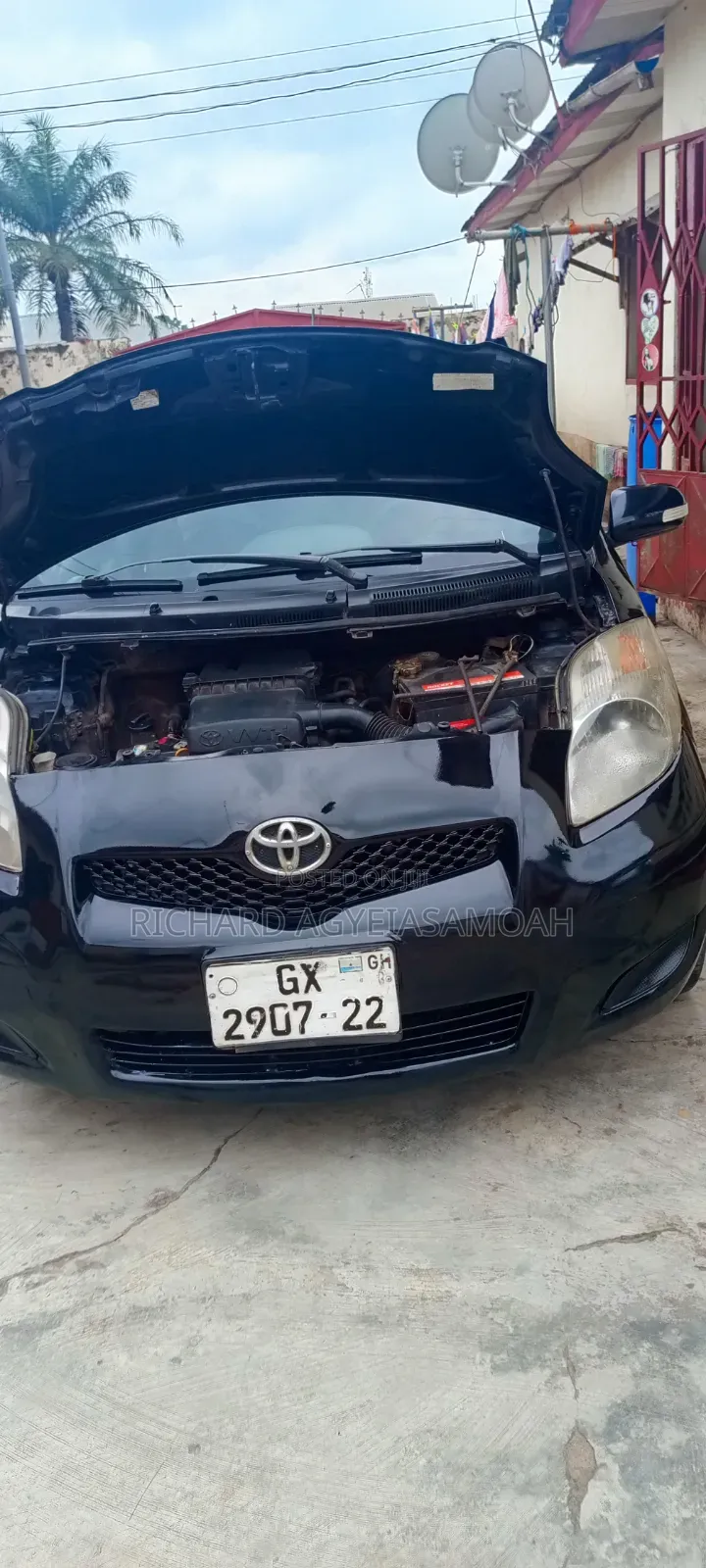 Toyota Vitz 2010 Black