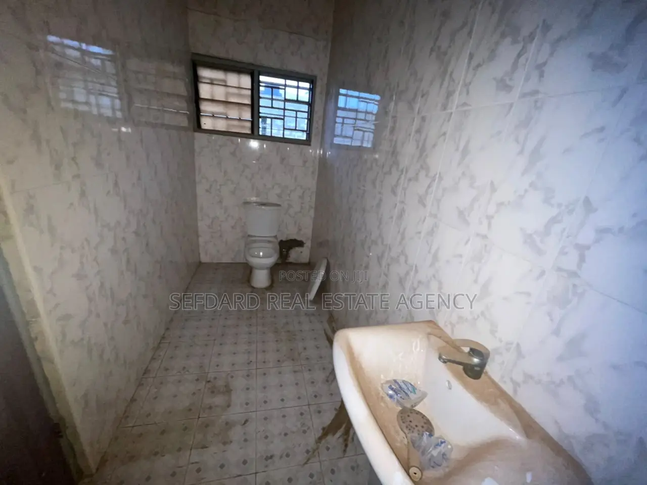 4bdrm House in Sefdard Properties, Kwabenya for rent