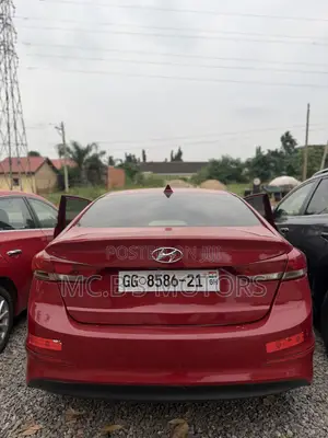 Hyundai Elantra 2017 Red