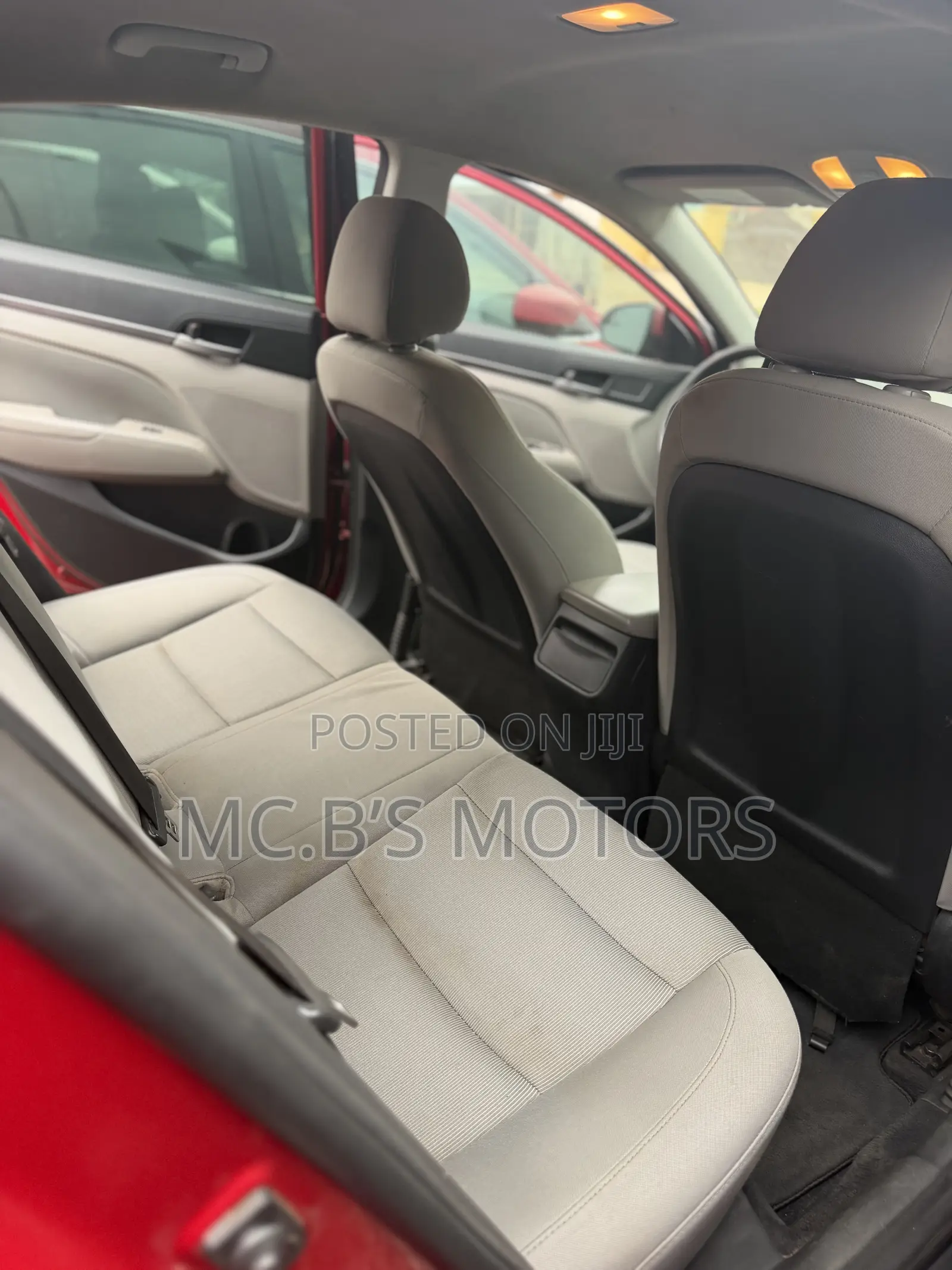 Hyundai Elantra 2017 Red