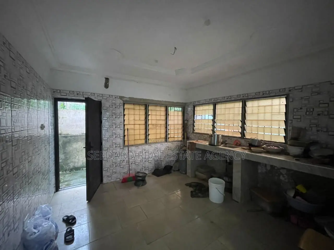 4bdrm House in Sefdard Properties, Kwabenya for rent