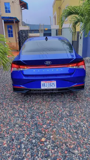 Hyundai Elantra SEL 2022 Purple