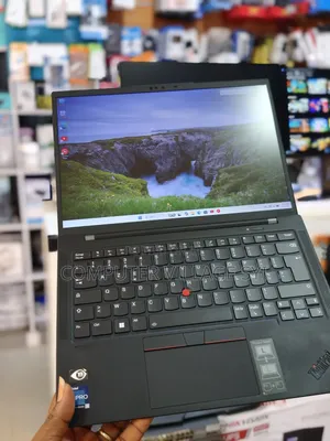 Laptop Lenovo ThinkPad X1 Carbon Gen11 16GB Intel Core i5 SSD 256GB
