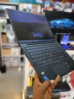 Laptop Lenovo ThinkPad X1 Carbon Gen11 16GB Intel Core i5 SSD 256GB