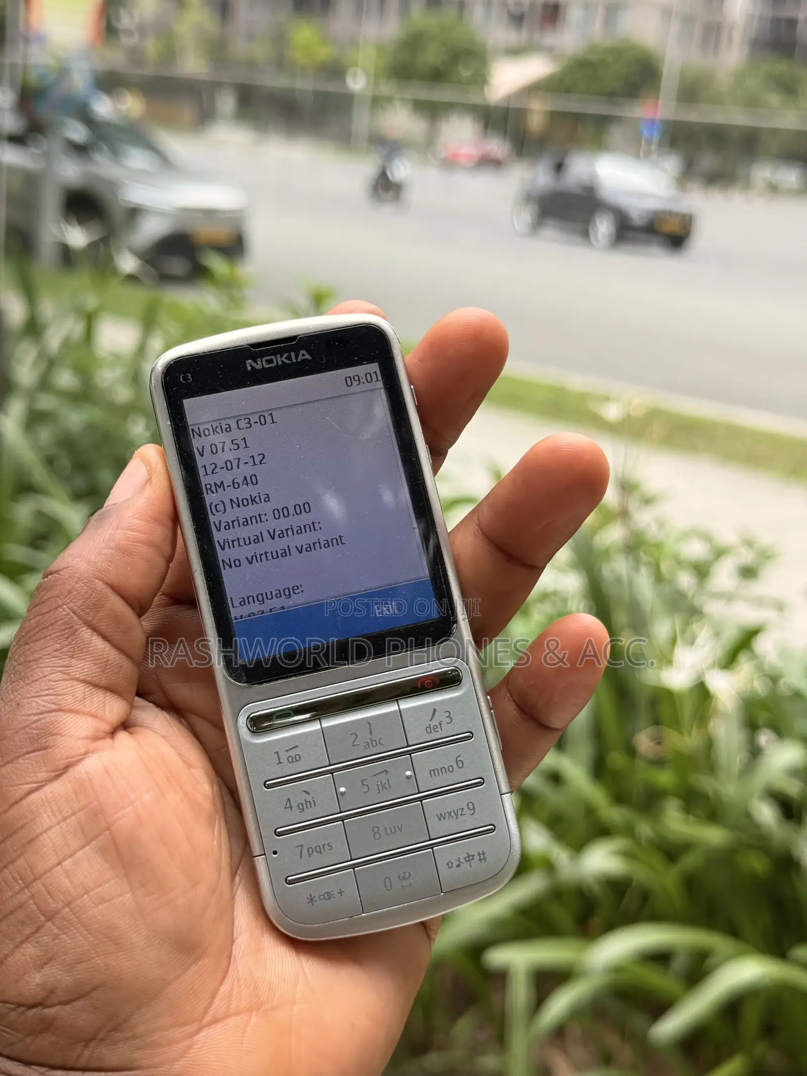 Nokia C3-01 Touch and Type Silver