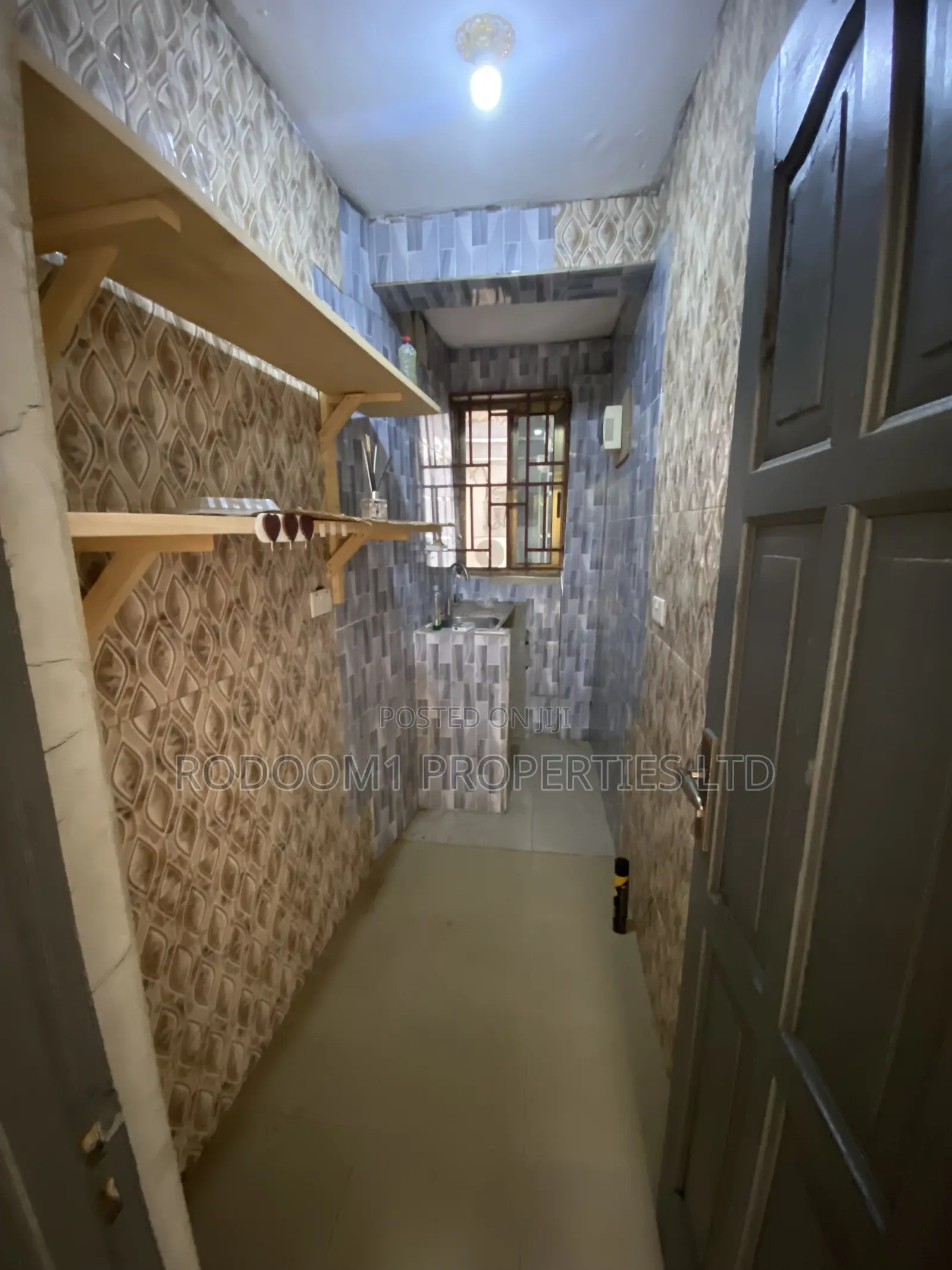 1bdrm Apartment in Botwe School for rent