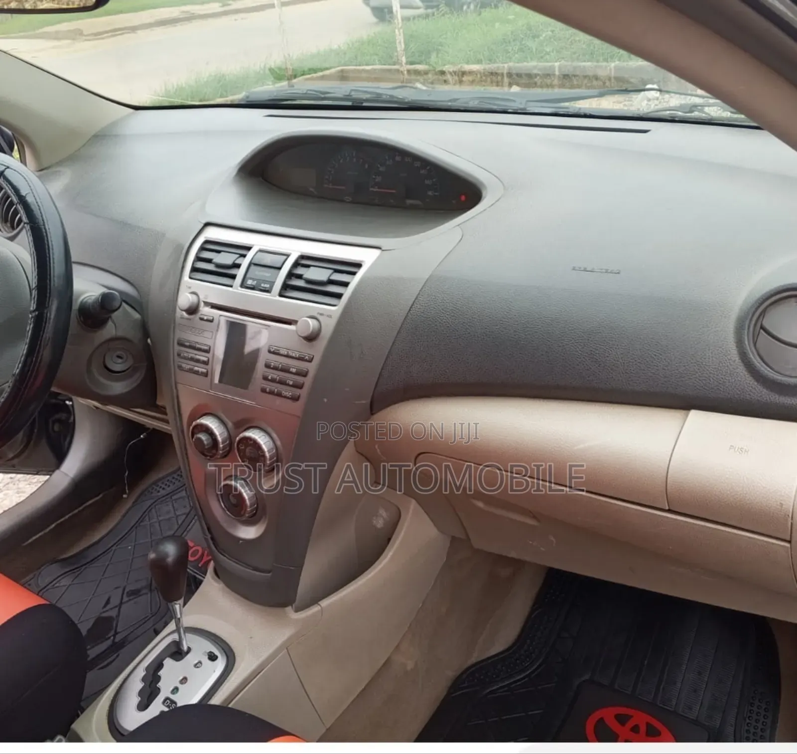 Toyota Belta 2010 Black