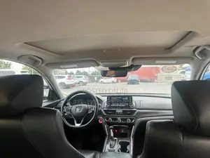 Honda Accord EX 2018 White