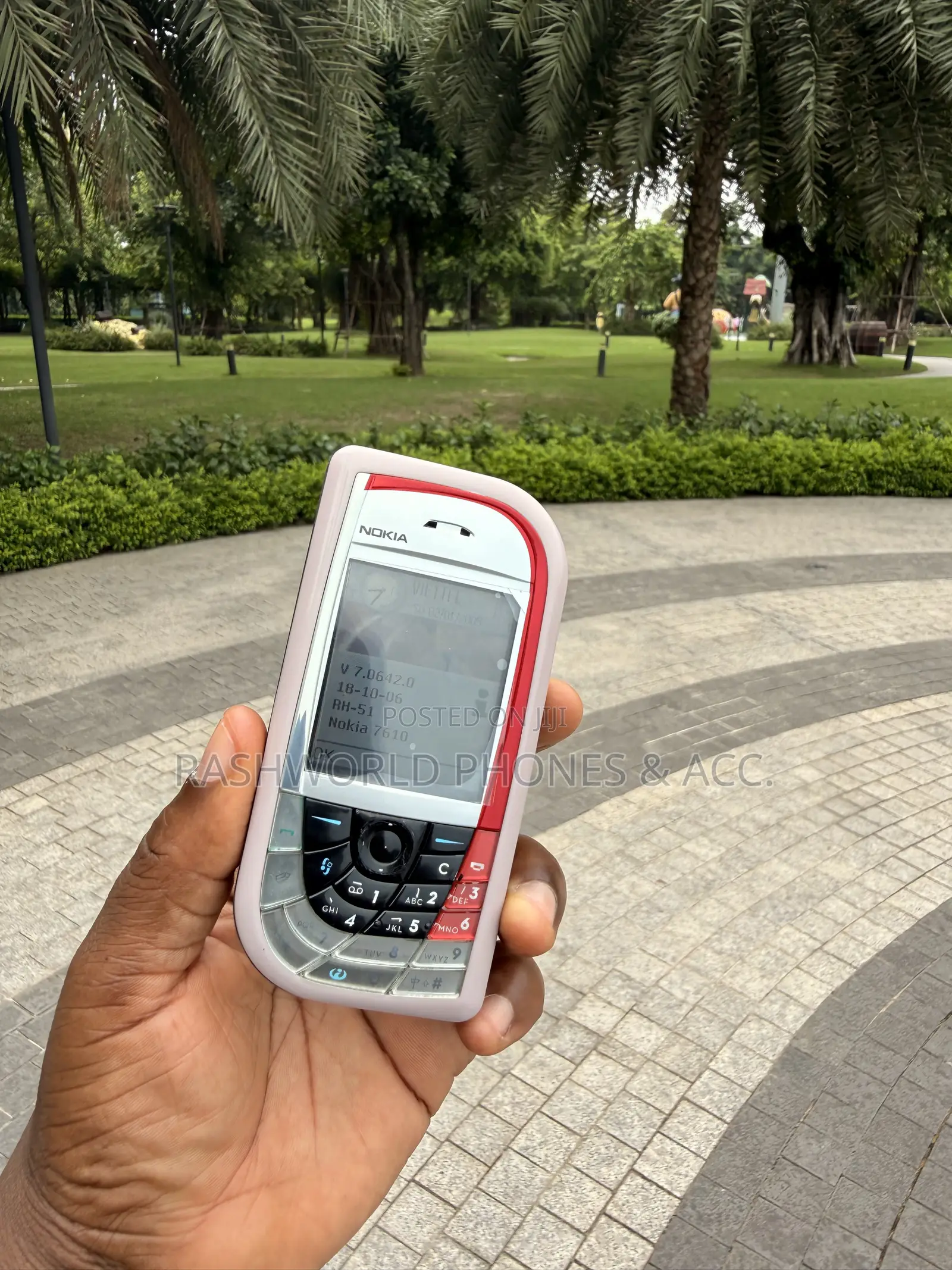 Nokia 7610 Pink