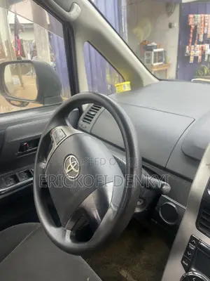 Toyota Voxy 2010 Black