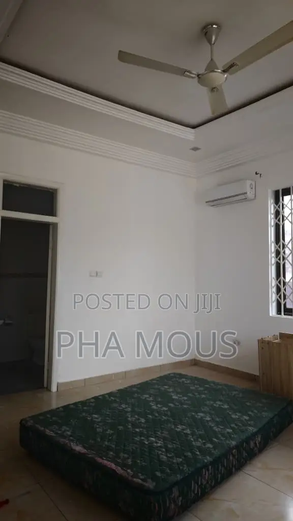 3bdrm House in Taifa-Burkina for sale