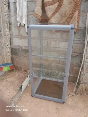 Showcase Glass