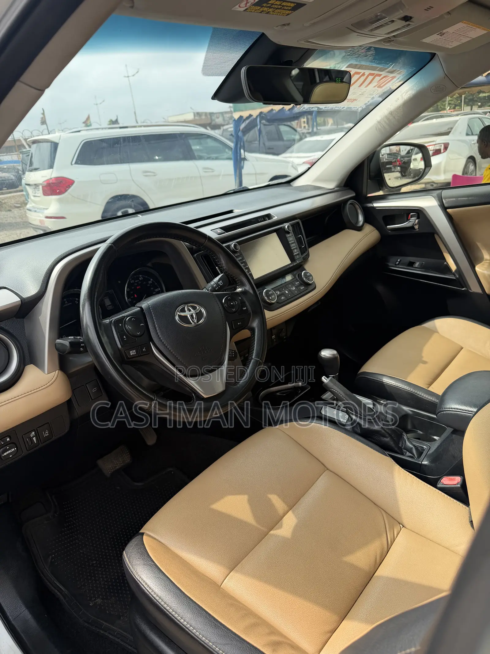 Toyota RAV4 Limited 4dr SUV AWD (2.5L 4cyl 6A) 2018 White
