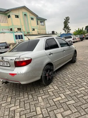 Toyota Vios 2010 Silver
