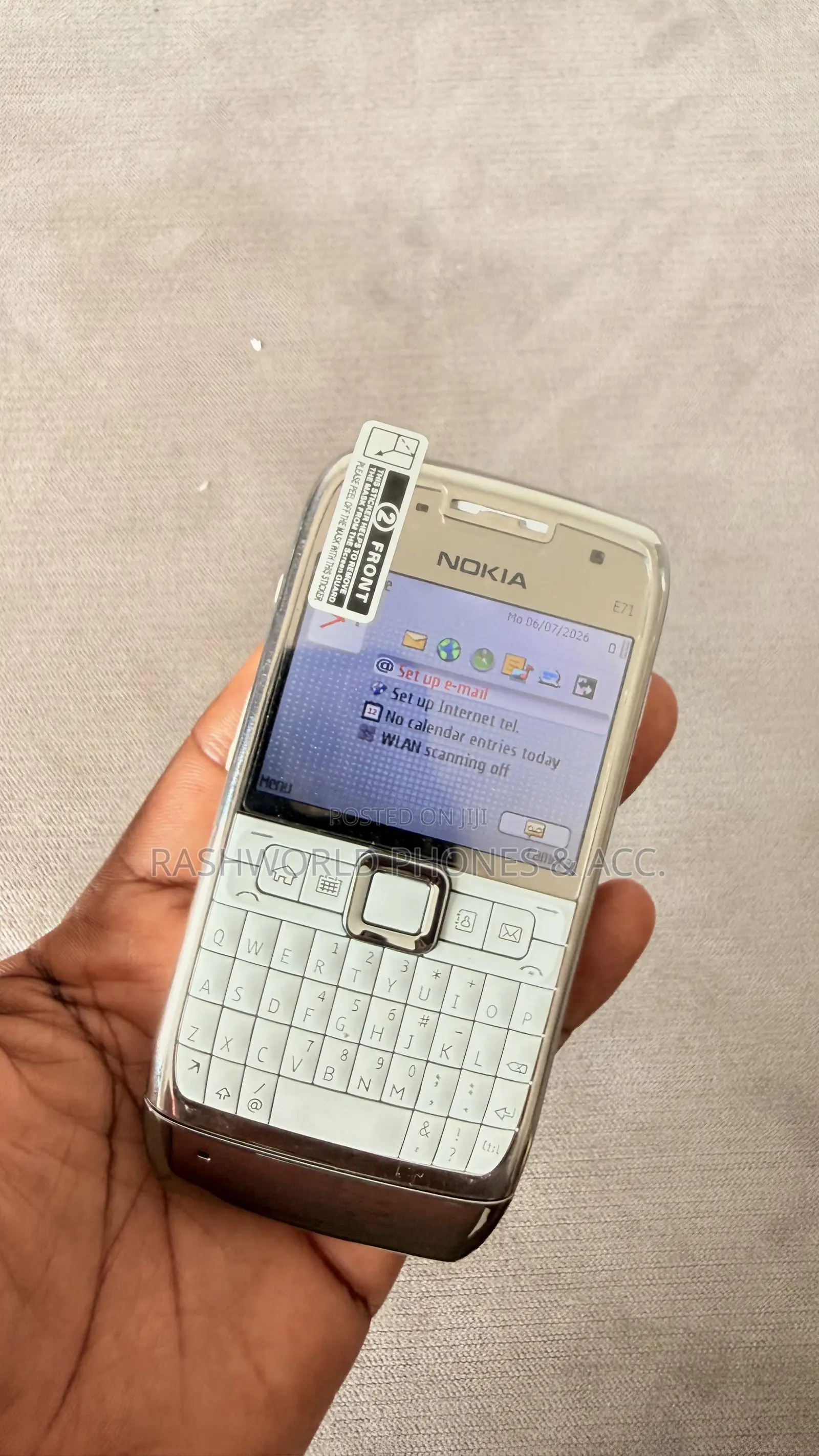 Nokia E71 White