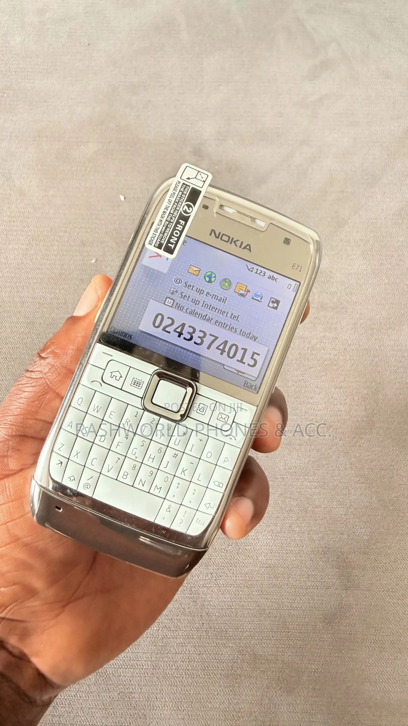 Nokia E71 White