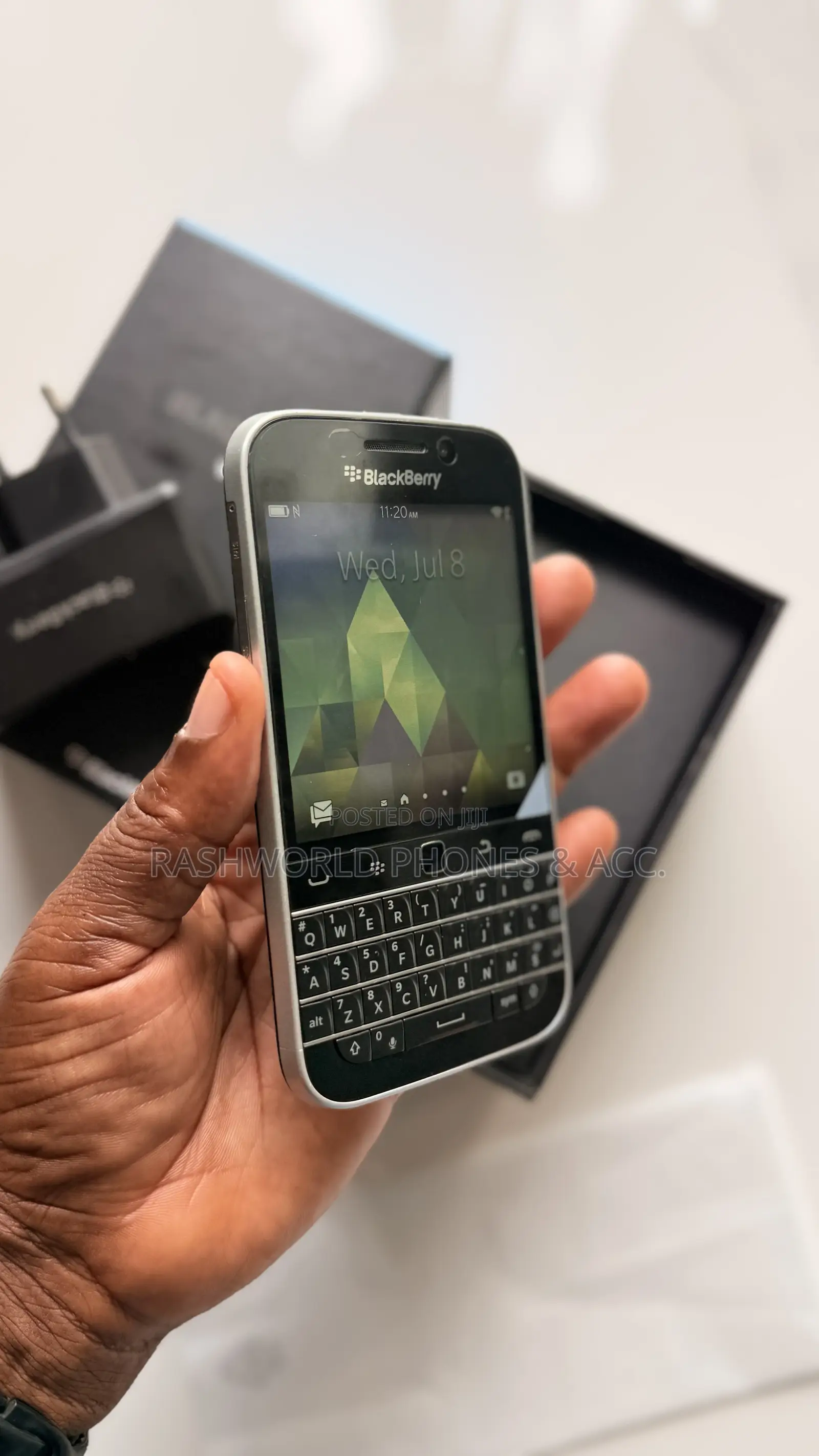 New BlackBerry Classic 16 GB Black