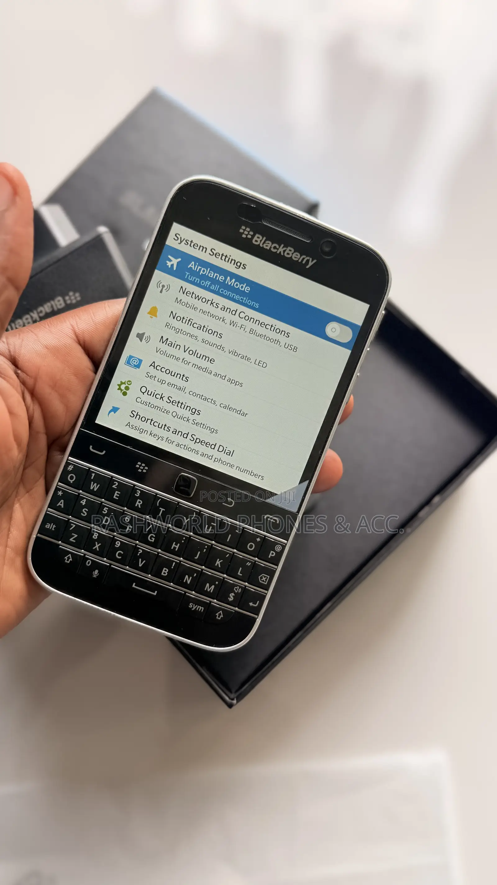 New BlackBerry Classic 16 GB Black