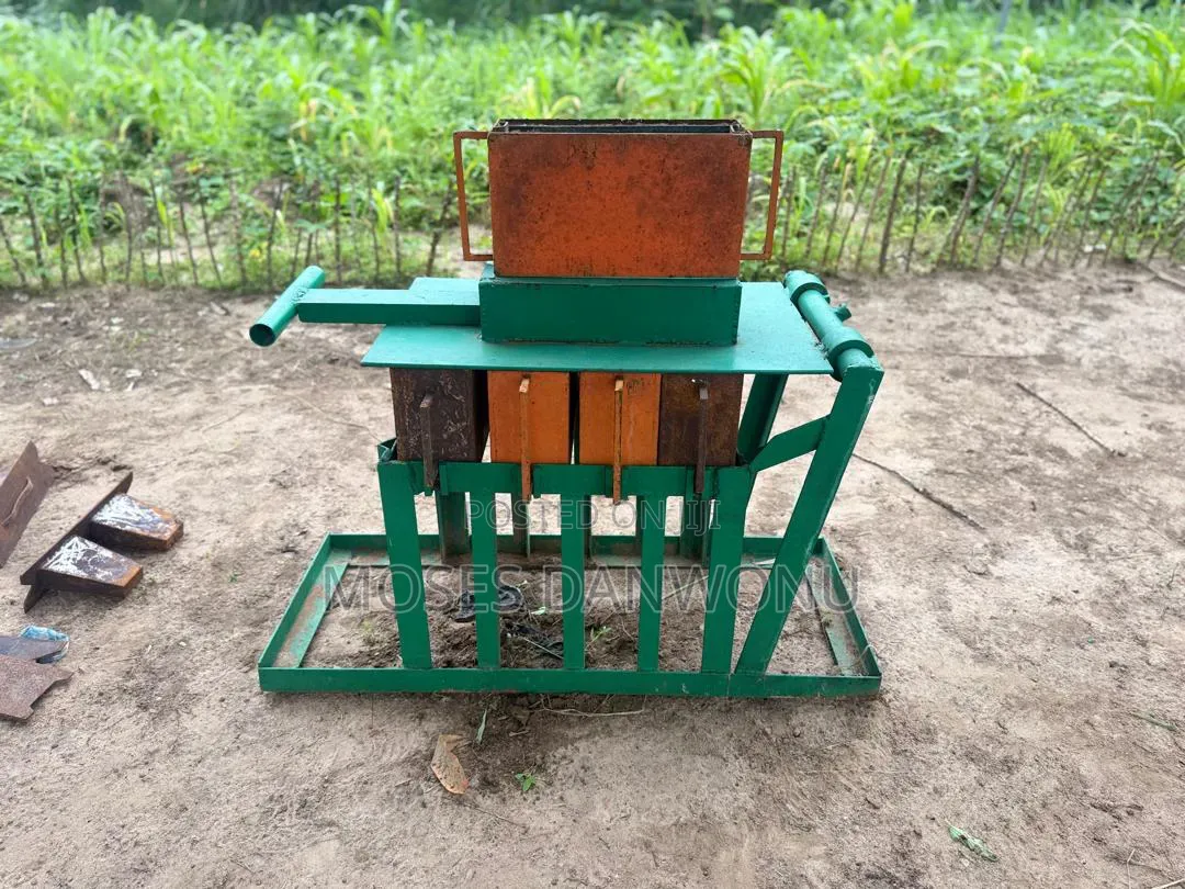 Brick Laying Machine
