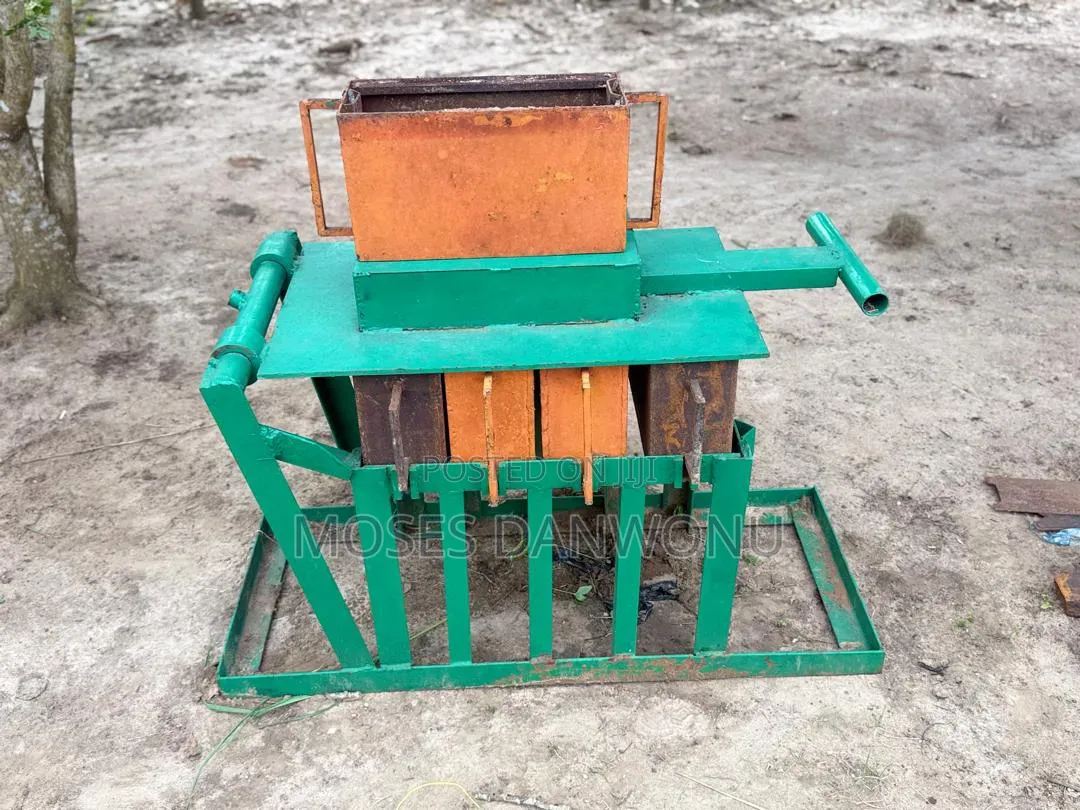 Brick Laying Machine