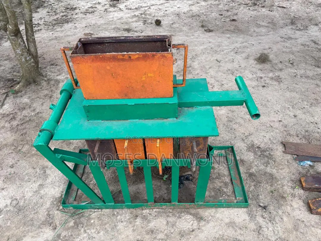 Brick Laying Machine