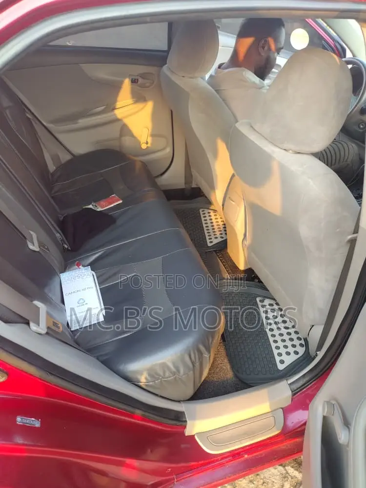 Toyota Corolla 2010 Red