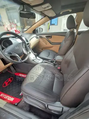 Hyundai Elantra 2013 Silver