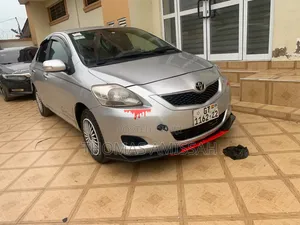 Toyota Belta 2010 Gray